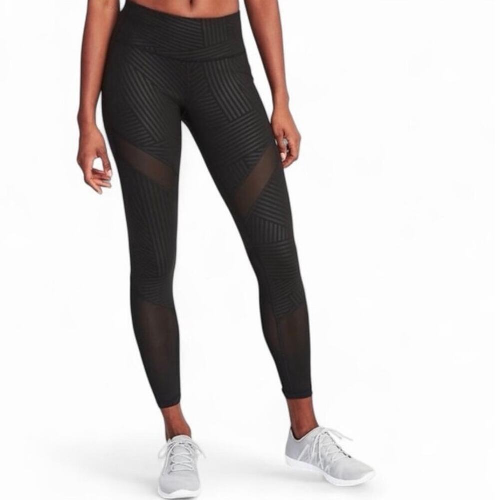 Old Navy Black High-Rise Yoga Leggings Size Medium Mesh Detail Activewear